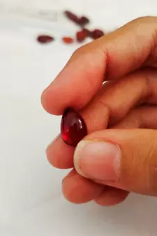 Natural Hessonite at Wholesale Rate Fine Quality 8.25 Ratti 7.5 Carat Cabochon Pear Shape Loose Gemstone 1 Pcs