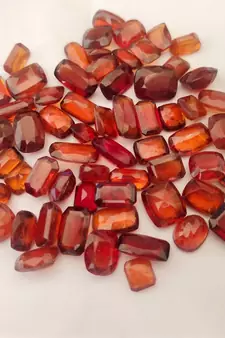atural Hessonite at Wholesale Rate Fine Quality Cushion 8.25 Ratti 7.5 Carat Cushion Shape Loose Gemstone 1 Pcs