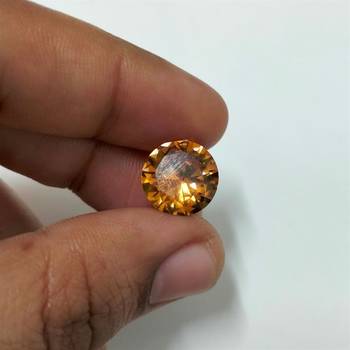 Brown Cubic Zircon at Wholesale Rate Fine Quality 4.25 Ratti 3.86 Carat Round Shape Jarkan Loose Gemstone 1 Pcs 4