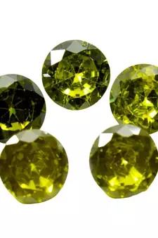 Green Cubic Zircon at Wholesale Rate Fine Quality 7.25 Ratti 6.89 Carat Round Shape Jarkan Loose Gemstone 1 Pcs