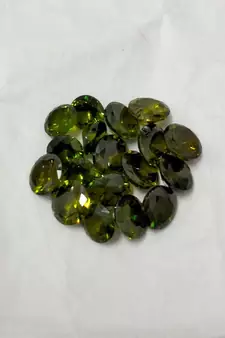 Green Cubic Zircon at Wholesale Rate Fine Quality 7.25 Ratti 6.89 Carat Round Shape Jarkan Loose Gemstone 1 Pcs