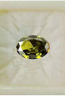Green Cubic Zircon at Wholesale Rate Fine Quality 7.25 Ratti 6.89 Carat Oval Shape Jarkan Loose Gemstone 1 Pcs