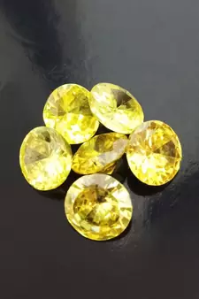 Lemon Cubic Zircon at Wholesale Rate Fine Quality 4.25 Ratti 3.86 Carat Round Shape Jarkan Loose Gemstone 1 Pcs