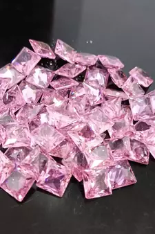 Pink Cubic Zircon at Wholesale Rate Fine Quality 7.25 Ratti 6.89 Carat Square Shape Jarkan Loose Gemstone 1 Pcs