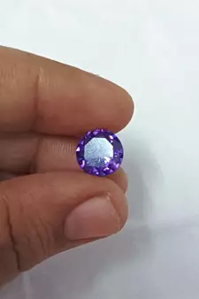Purple Cubic Zircon at Wholesale Rate Fine Quality 6.25 Ratti 5.68 Carat Round Shape Jarkan Loose Gemstone 1 Pcs