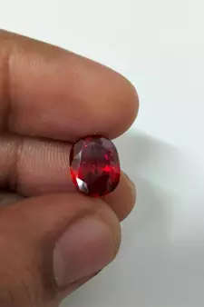Red Cubic Zircon at Wholesale Rate Fine Quality 4.25 Ratti 3.86 Carat Round Shape Jarkan Loose Gemstone 1 Pcs