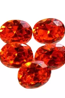 Red Cubic Zircon at Wholesale Rate Fine Quality 5.25 Ratti 4.77 Carat Oval Shape Jarkan Loose Gemstone 1 Pcs