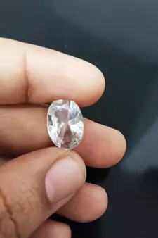 White Cubic Zircon at Wholesale Rate Fine Quality 3.25 Ratti 2.95 Carat Oval Shape Jarkan Loose Gemstone 1 Pcs