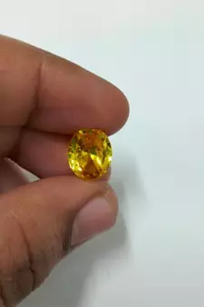 Yellow Cubic Zircon at Wholesale Rate Fine Quality 6.25 Ratti 5.68 Carat Oval Shape Jarkan Loose Gemstone 1 Pcs