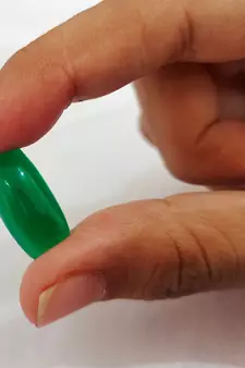 Natural Green Onyx at Wholesale Rate 4.25 Ratti 3.86 Carat Rectangle Cushion Shape Haqiq Loose Gemstone 1 Pcs 