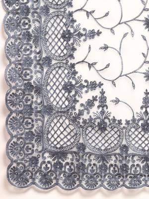 Grey Embroidered Organza Saree With Blouse 4