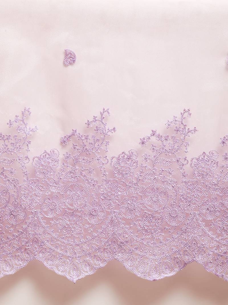 Lavender Embroidered Organza Saree With Unstitched Blouse Piece