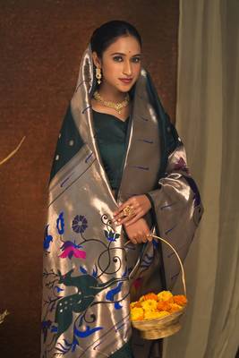 Green woven paithani silk saree with blouse 2