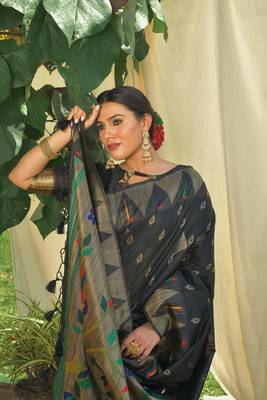 Black woven paithani silk saree with blouse 2