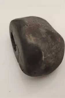 Gandaki River Swayambhu Shaligram Idol Lord Shri Vishnu Shila For Tulsi Puja In Medium Size (Max: 7 CM)