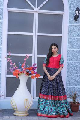 Navy-blue banarasi silk salwar 3