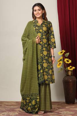 Womens Cotton Floral Print Straight Kurta Sharara Dupatta Set 7
