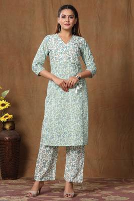 women Floral Printed straight angrakha cotton kurta palazzo with dupatta salwar suit set 5