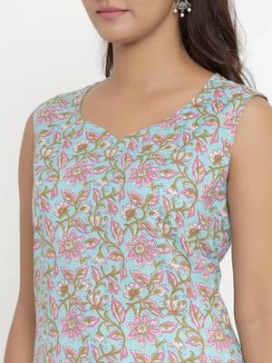 Womens Pure Cotton Floral Printed Sleeveless Straight Kurti 5