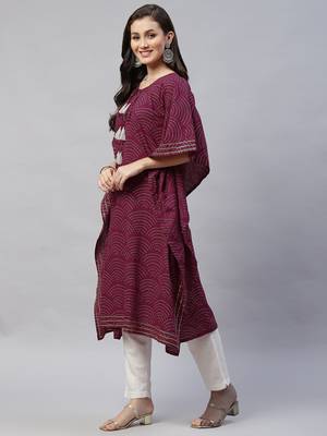 Womens Floral Printed Cotton Kaftan Kurti In Magenta 3