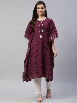 Womens Floral Printed Cotton Kaftan Kurti In Magenta 5