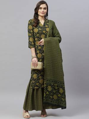 Womens Cotton Floral Print Straight Kurta Sharara Dupatta Set 4