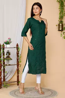 Womens Green Embroidered Straight Kurta