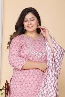 Women Plus Size Pink Floral Printed Gotta Patti Pure Cotton Kurta with Palazzos & With Dupatta 4
