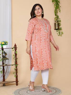 Women Plus Size Peach-Coloured Bandhani Embroidered Kurti 2