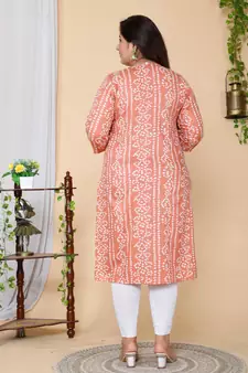 Women Plus Size Peach-Coloured Bandhani Embroidered Kurti