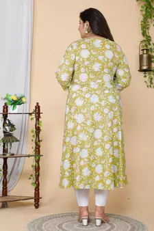 Women Plus Size Yellow Floral Printed Anarkali Kurta