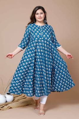 Women Plus Size Blue & White Ethnic Motifs Printed Cotton Anarkali Kurta 1