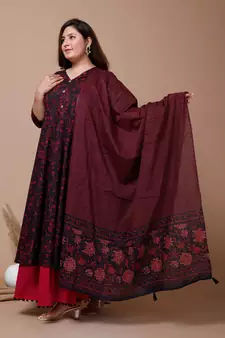 Womens Plus Size Maroon Printed Cotton Anarkali Kurta & Dupatta