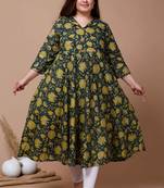 Womens Plus Size Green Floral Printed Anarkali Kurta