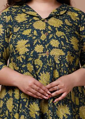 Womens Plus Size Green Floral Printed Anarkali Kurta 3