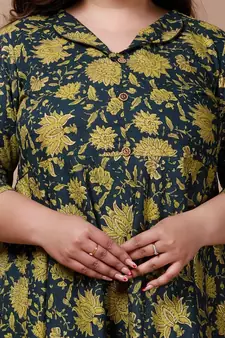 Womens Plus Size Green Floral Printed Anarkali Kurta