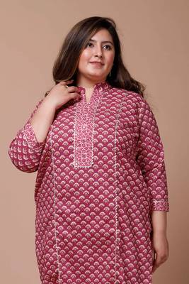 Womens Plus Size Pink Floral Printed Gotta Patti Pure Cotton Kurta with Palazzos 4