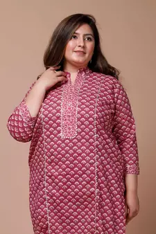 Womens Plus Size Pink Floral Printed Gotta Patti Pure Cotton Kurta with Palazzos