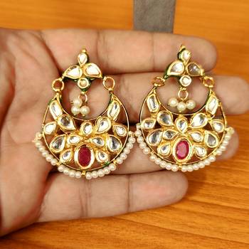 Red earrings 2