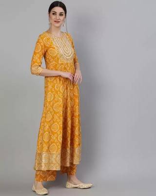 Shri Krishna Fabric Women's Rayon Bandhej Printed Embroidered Anarkali Kurti With Pant & Tie Dye Dupatta Set 1