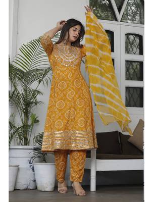 Shri Krishna Fabric Women's Rayon Bandhani Printed Embroidered Stiched Anarkali Suit Set 2
