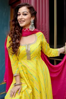 Shri Krishna Fabric Women's Rayon Stripes Leheriya Printed Yellow Stichd Anarkali Suit Set