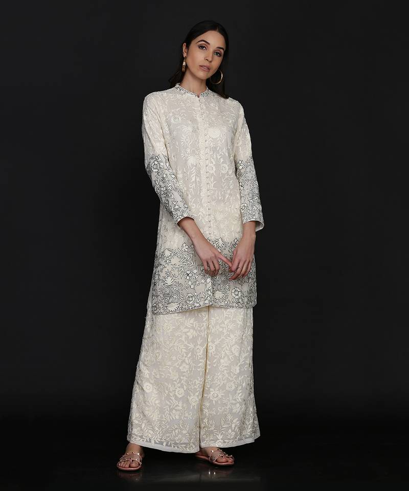 Ari Work Tunic With Black Outline And Pant