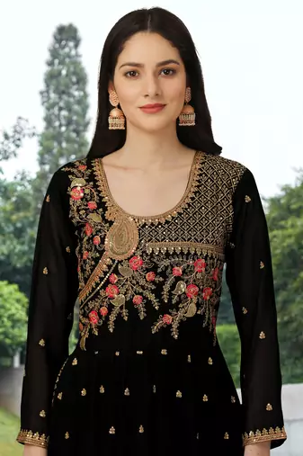 Trendmalls Georgette Embroidered Black Salwar Suit with Dupatta 3 pieces set