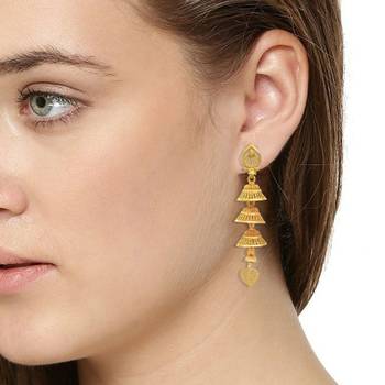 Gold plated 3 cap Light weight sleek and stylish dangler Jhumki earring 3