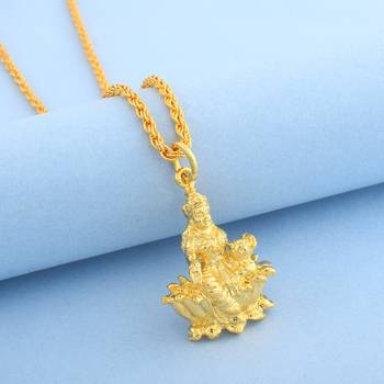 Brass Goldplated Lakshmi Hindu Spiritual Fashion Pendant Men Women 2
