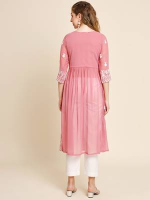 Ethnic motifs embroidered Round neck Three-quarter, regular sleeves Anarkali shape with pleated styleThread work 3