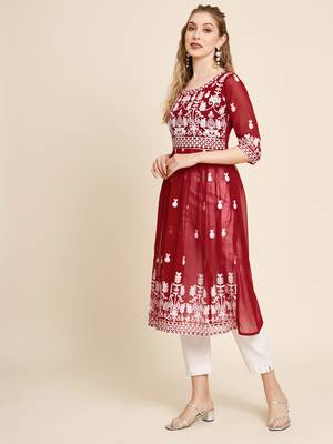 Ethnic motifs embroidered Round neck Three-quarter, regular sleeves Anarkali shape with pleated styleThread work 2