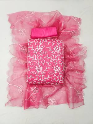Pink embroidered organza salwar 4