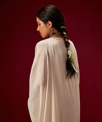 WHITE KAFTAN 4